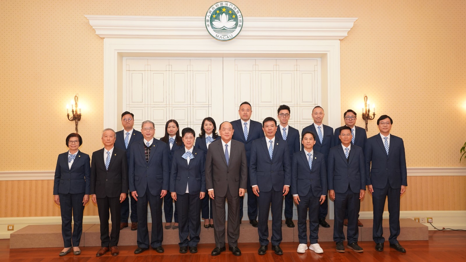 修改.jpg 修改.jpg